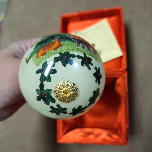 Painted Glass Ornament Christmas Tree Ornament - Picture 6 of 7